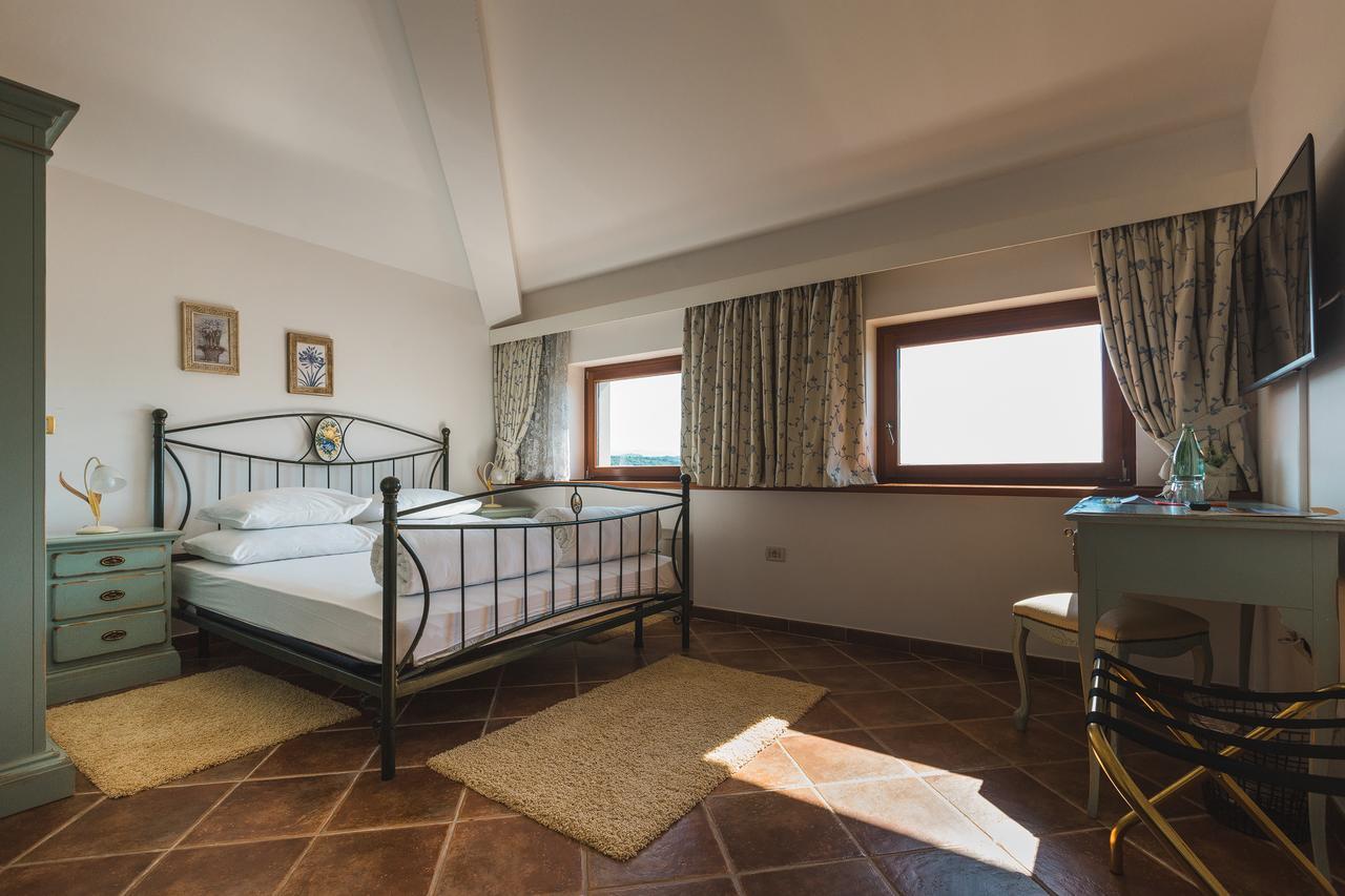 Palazzo Angelica B&B Adults Only Oprtalj Zewnętrze zdjęcie