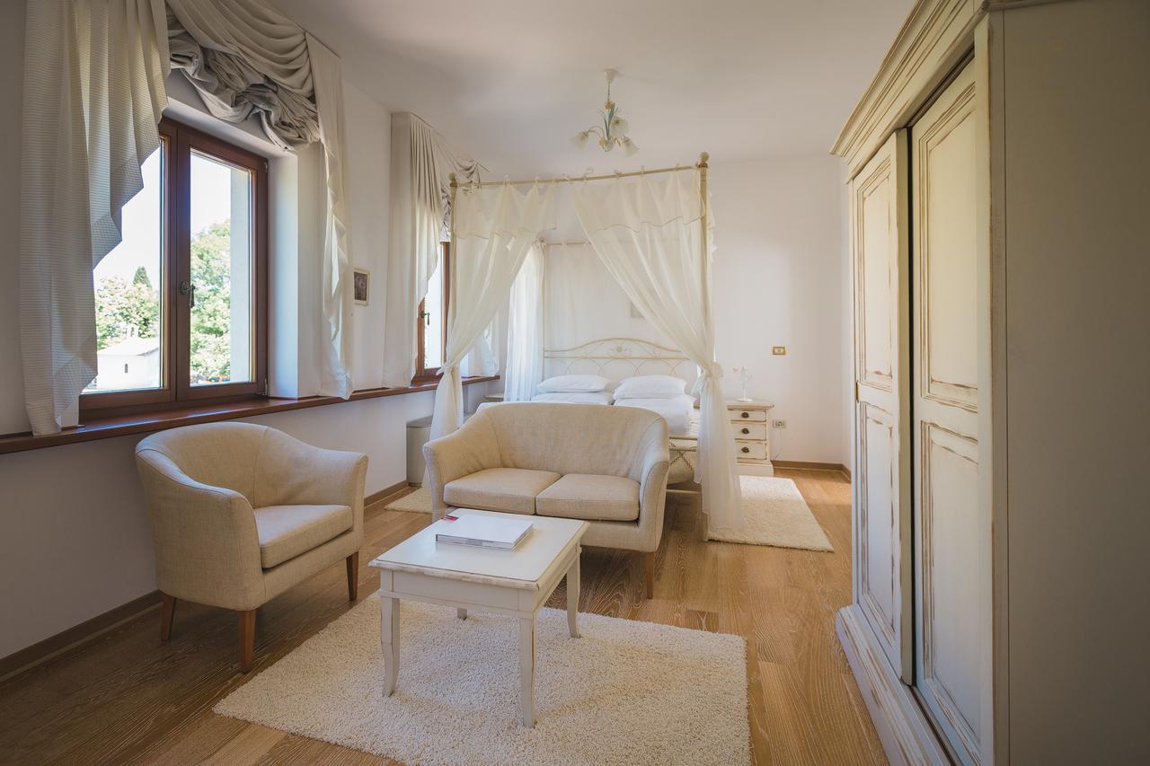 Palazzo Angelica B&B Adults Only Oprtalj Zewnętrze zdjęcie