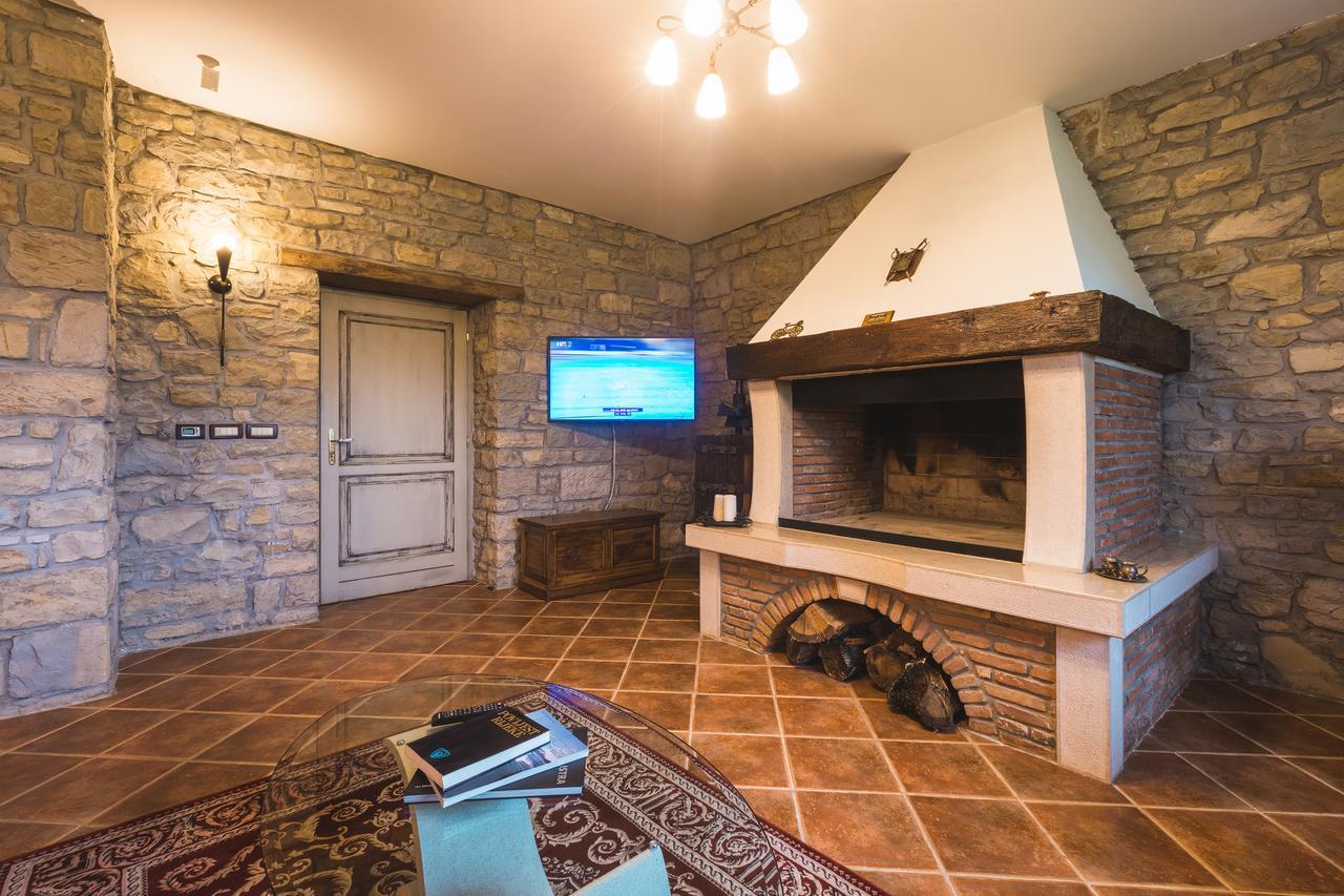Palazzo Angelica B&B Adults Only Oprtalj Zewnętrze zdjęcie